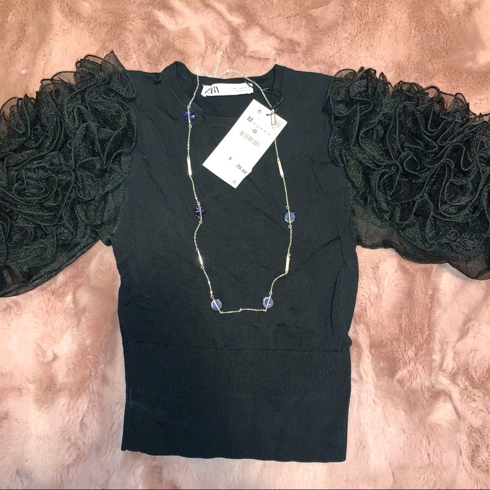 Trendy black Zara top with fabulous sleeves!